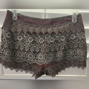 Kaitlyn Lace Shorts